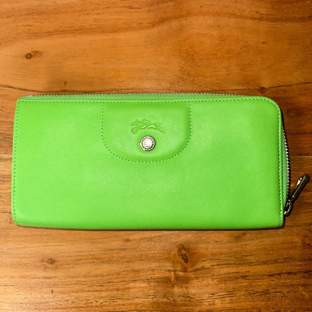 Longchamp 3/4 Zip Wallet